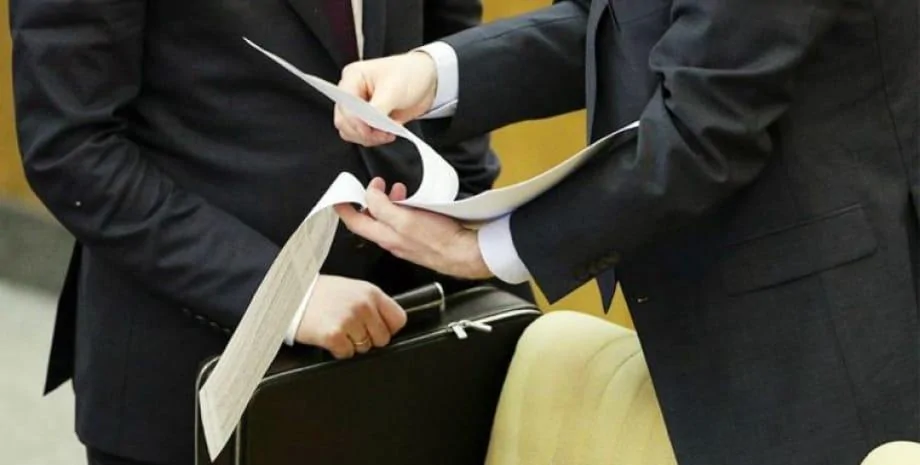 Зарплати держслужбовців: як змінилися доходи працівників державного сектору